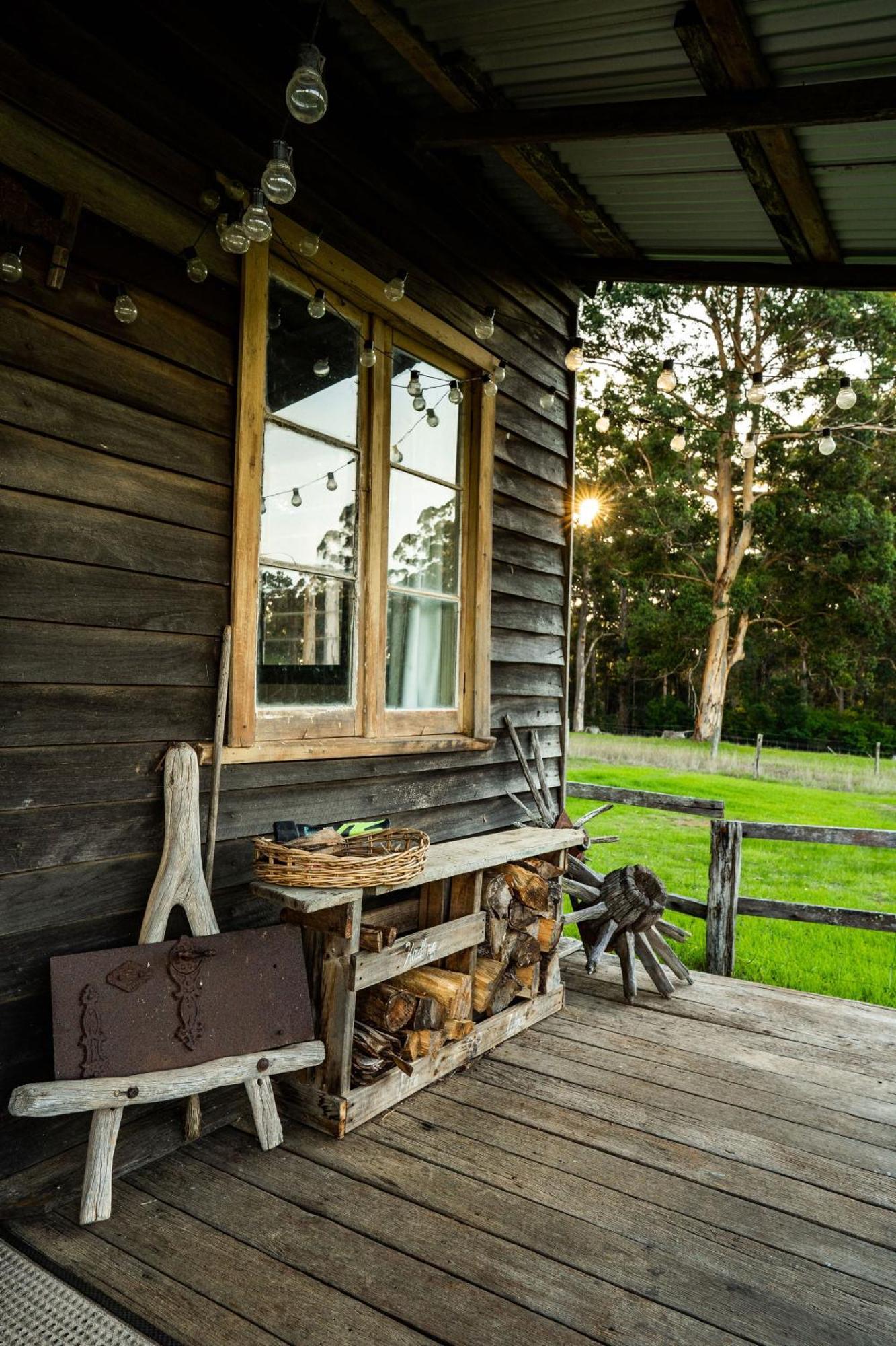 Cosy Farmstay: Green Cabin At Whispering Woods Beedelup Exterior photo